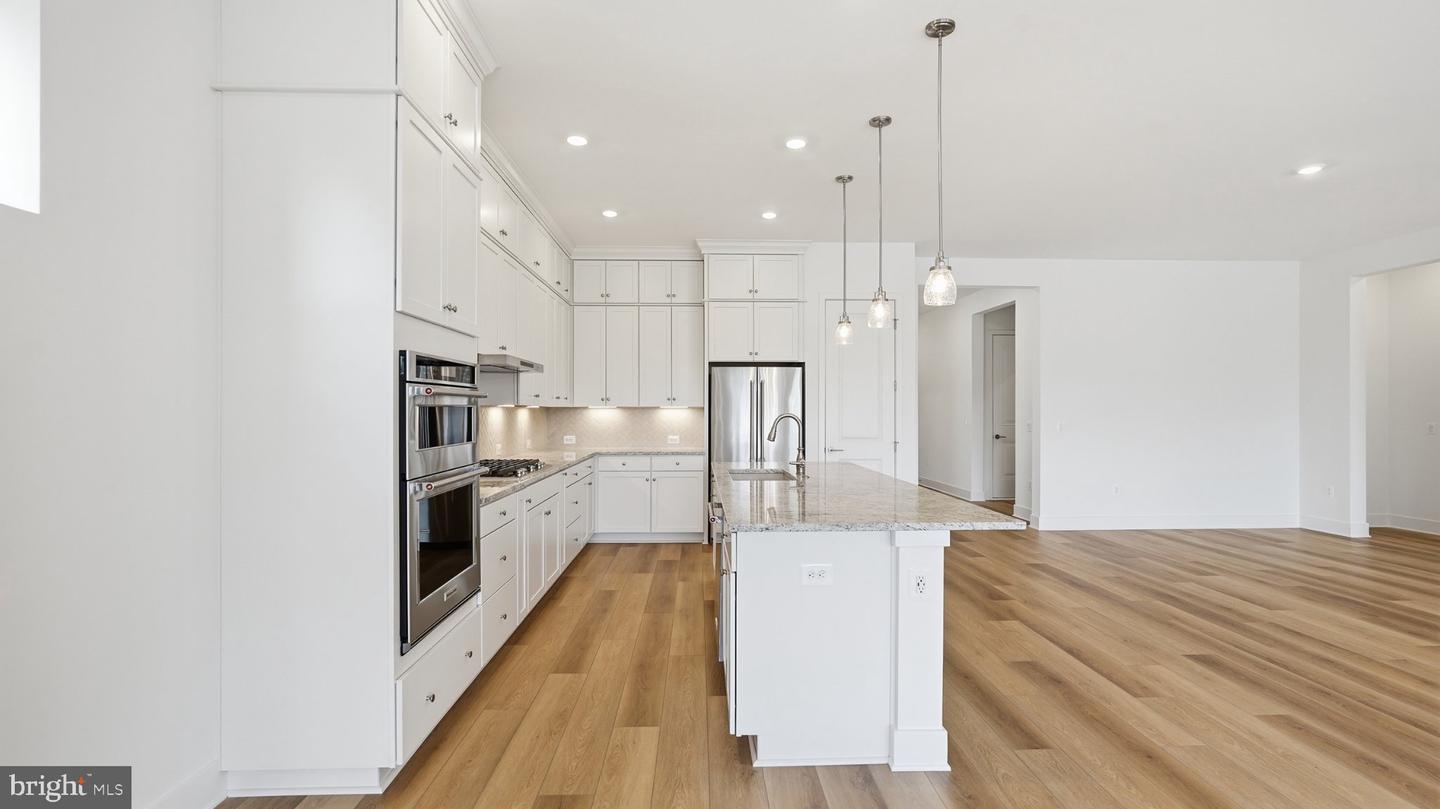 15031 Passion Ln Property Photo 7