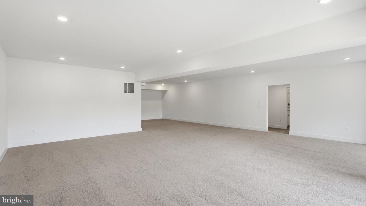 15031 Passion Ln Property Photo 32
