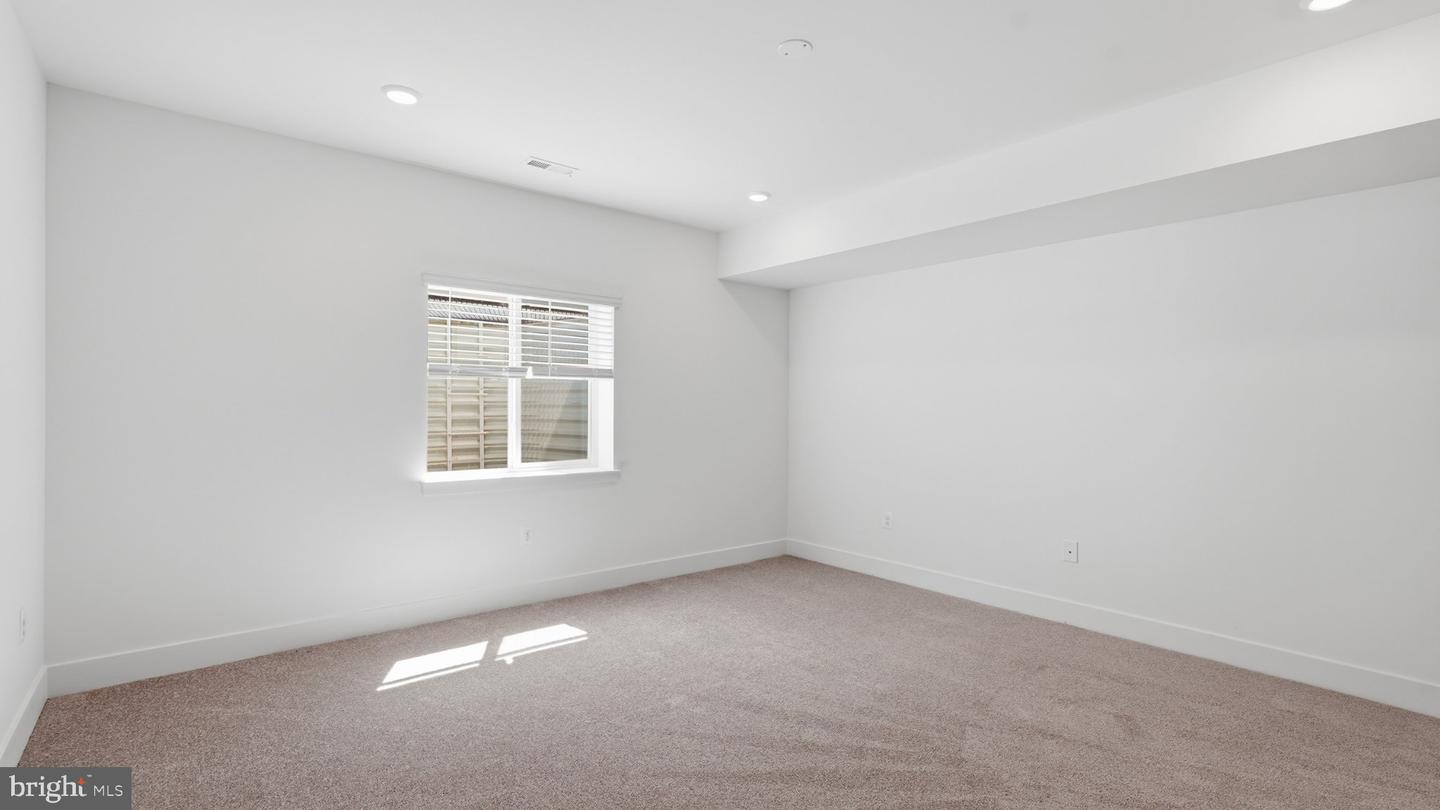15031 Passion Ln Property Photo 34
