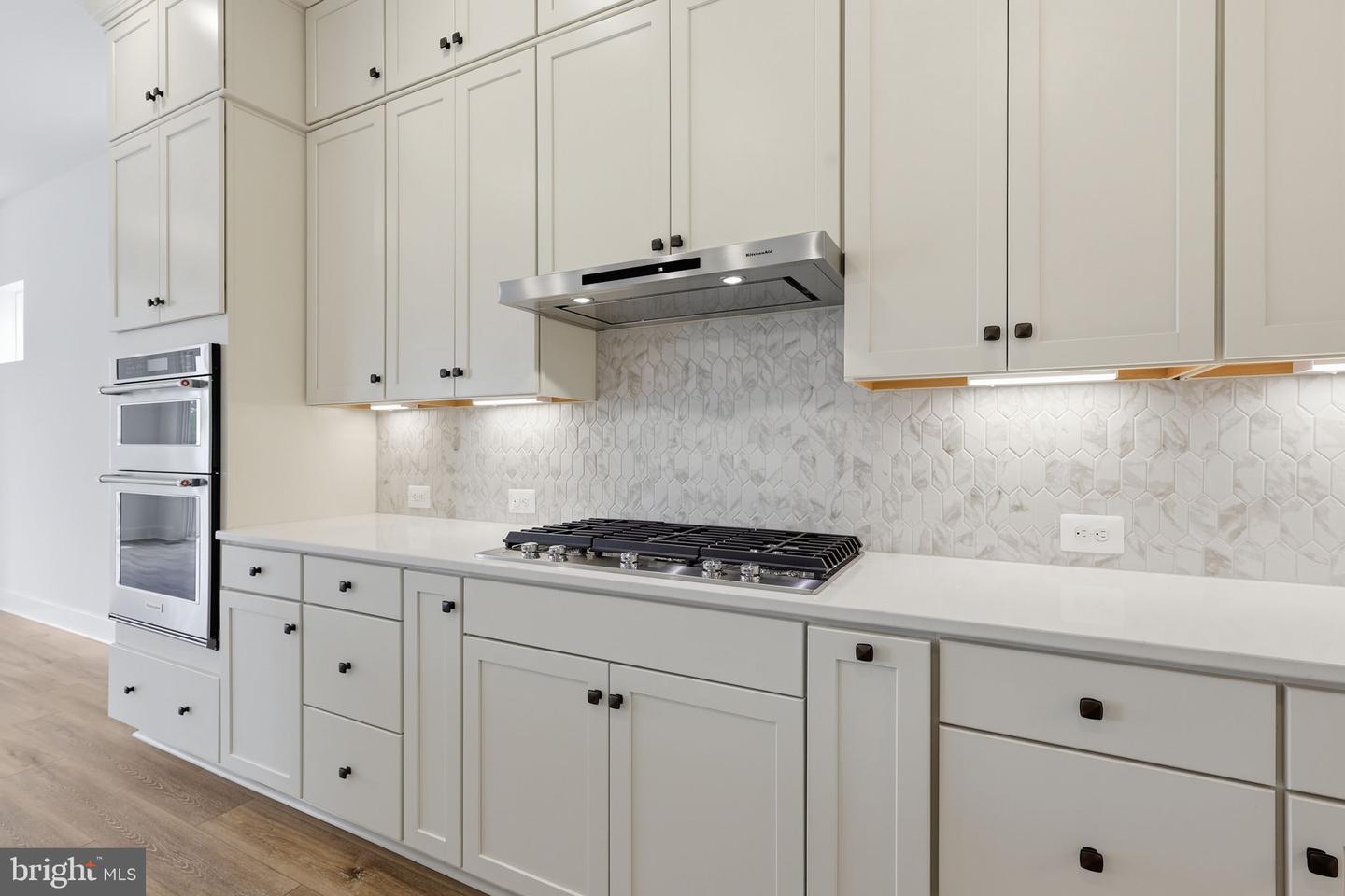 15033 Passion Ln Property Photo 6