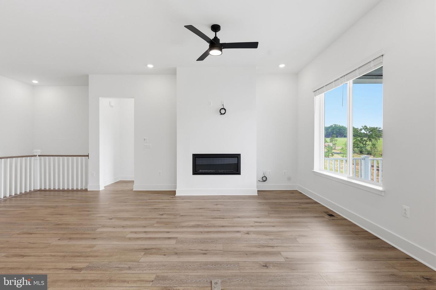 15033 Passion Ln Property Photo 9