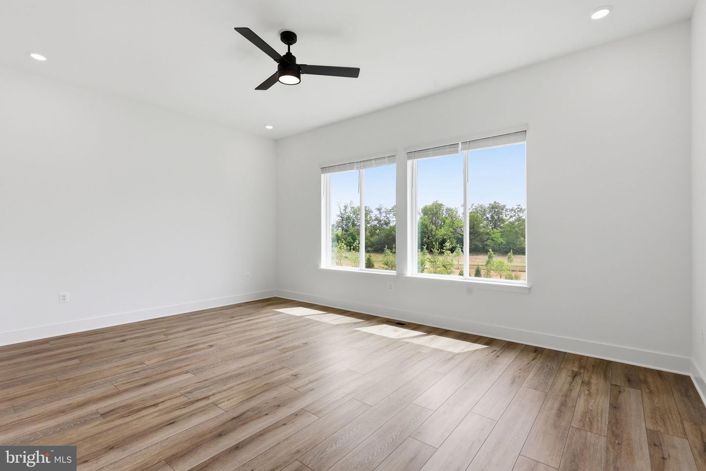 15033 Passion Ln Property Photo 13