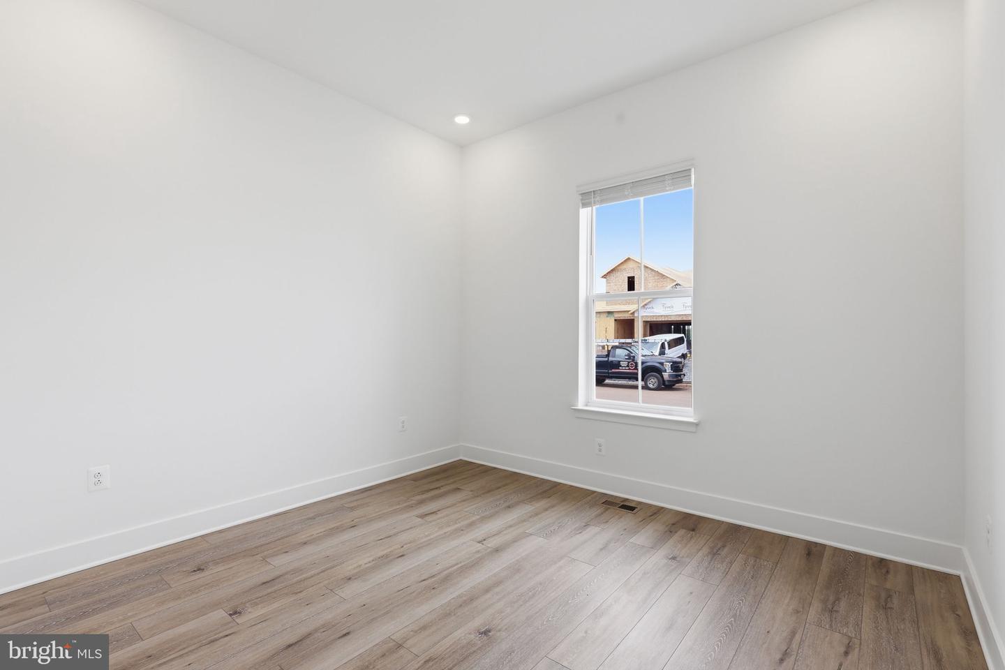 15033 Passion Ln Property Photo 18