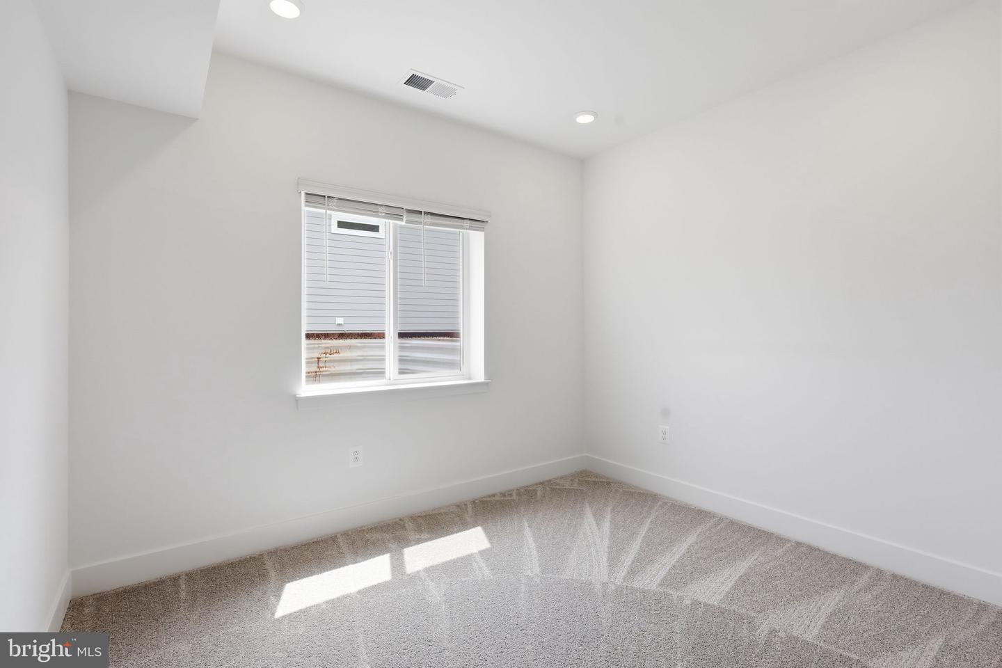 15033 Passion Ln Property Photo 31