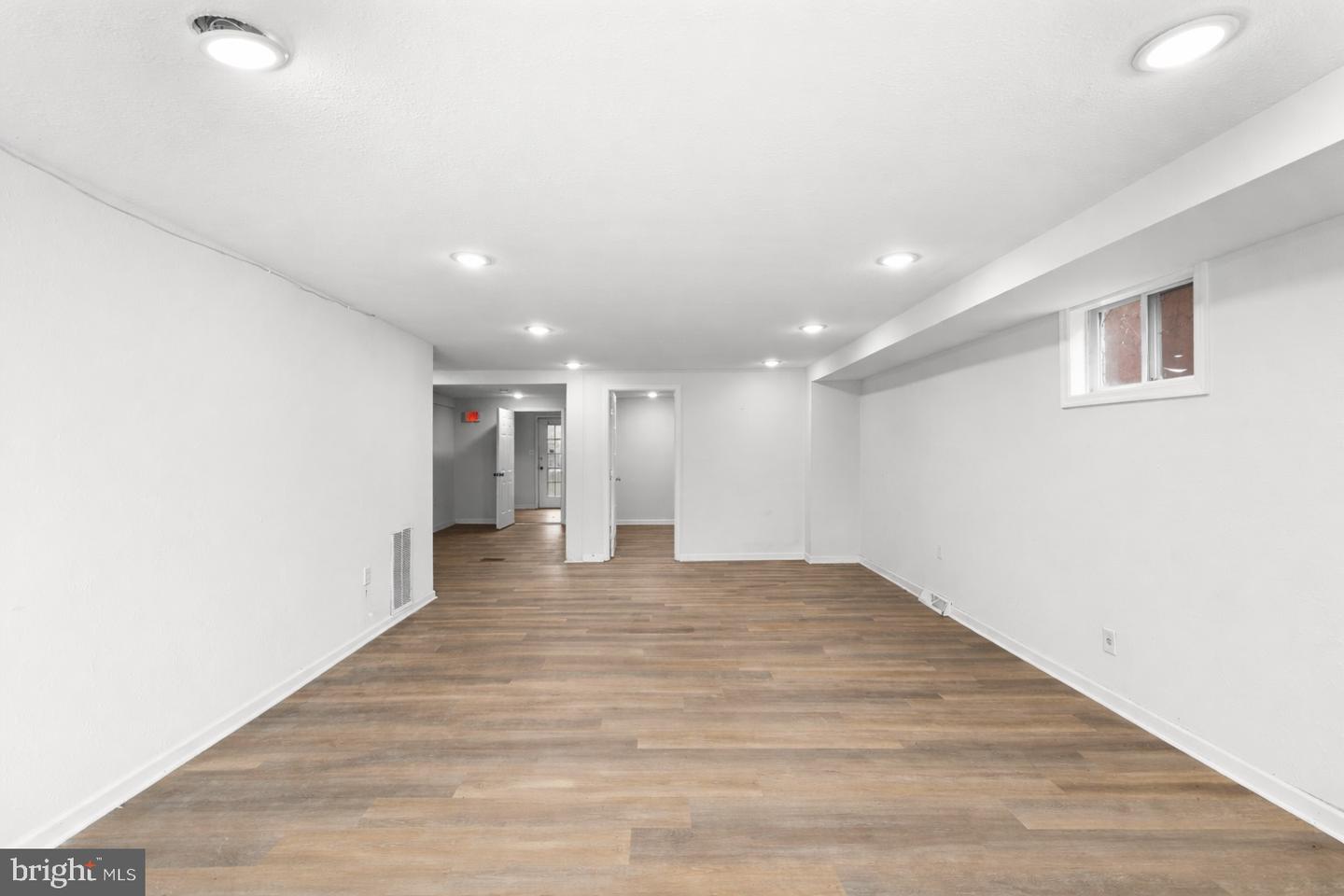 1012 S Main St Property Photo 5
