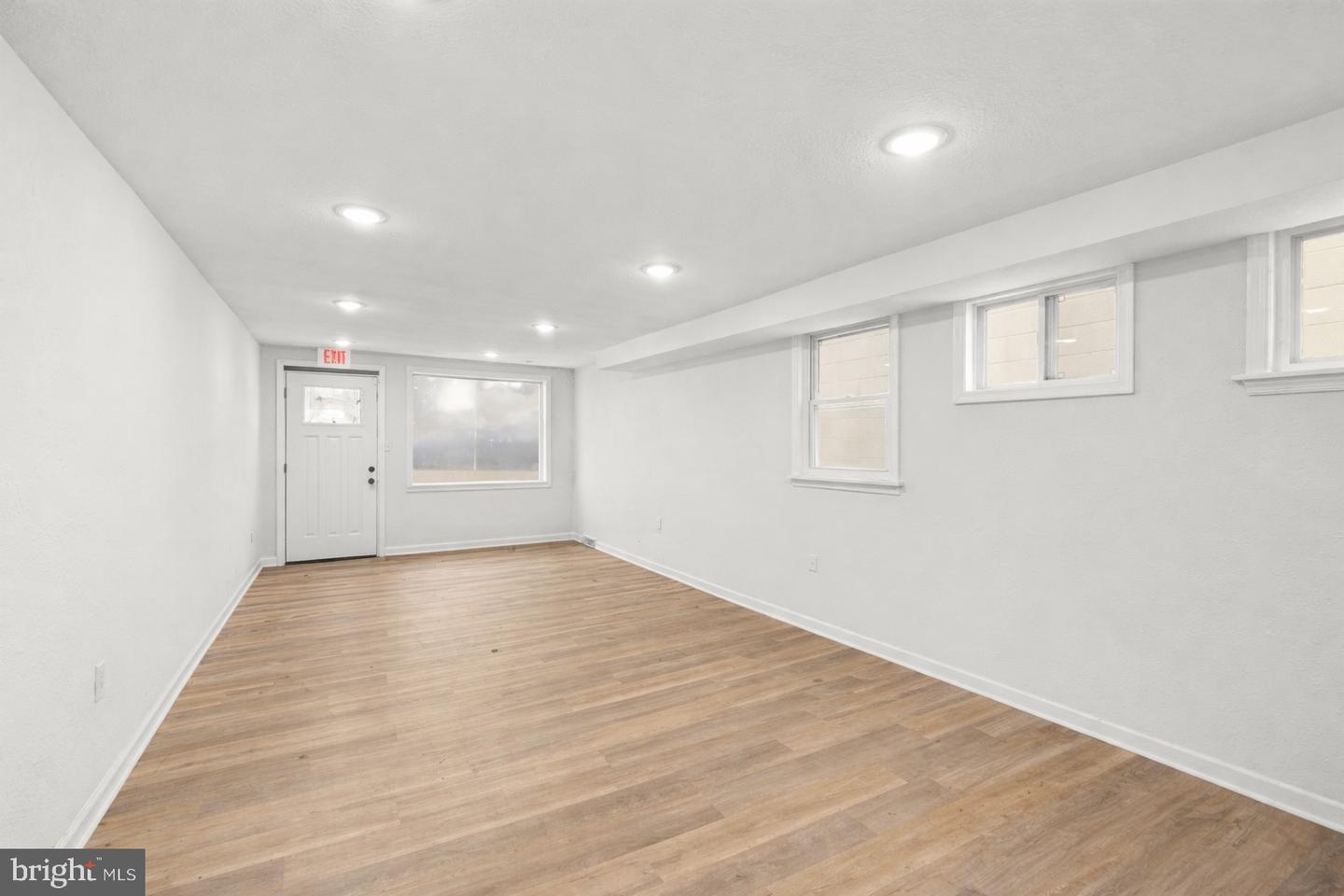 1012 S Main St Property Photo 7