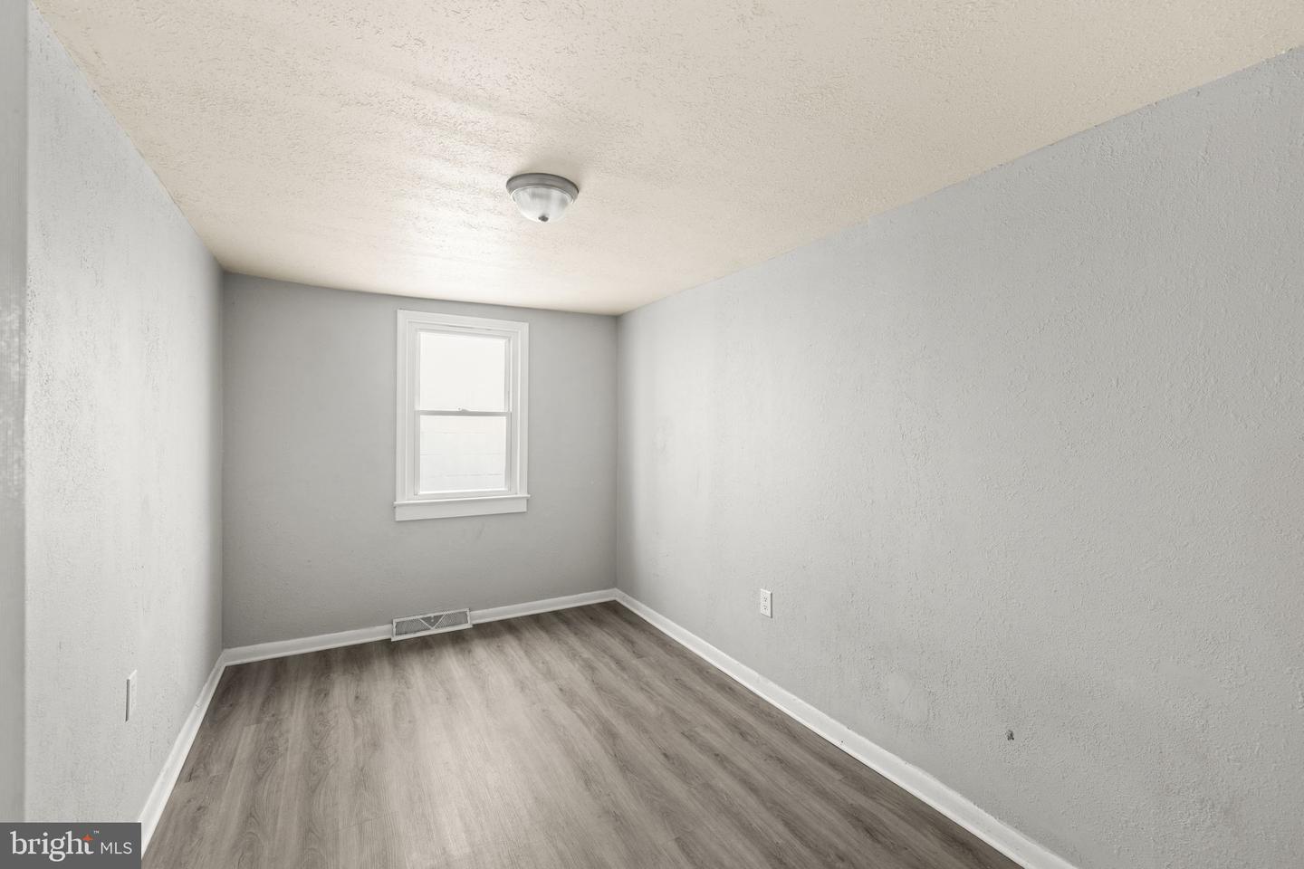1012 S Main St Property Photo 21