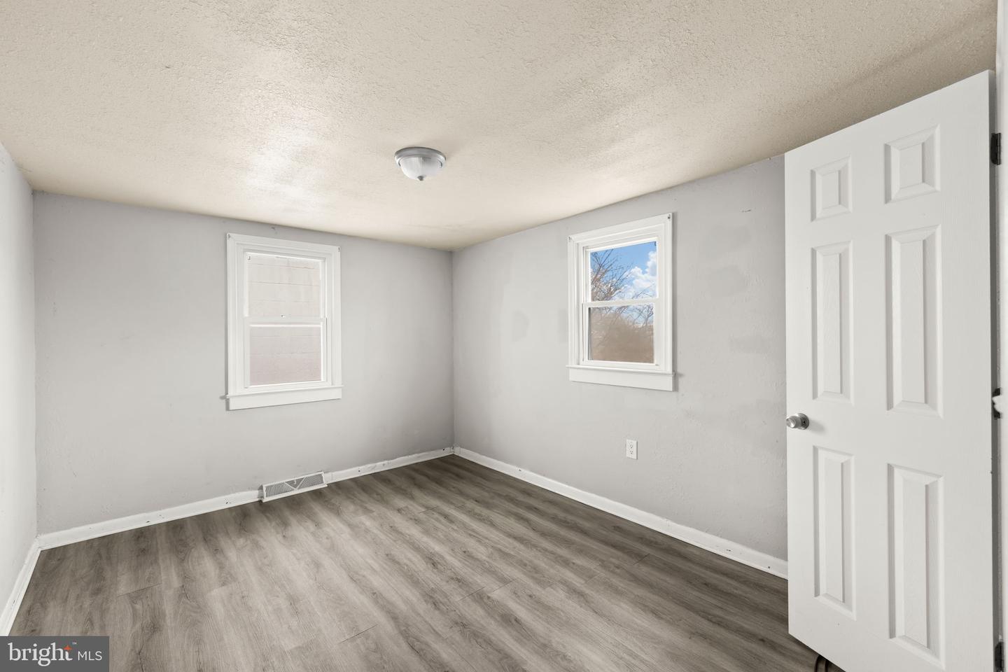 1012 S Main St Property Photo 22