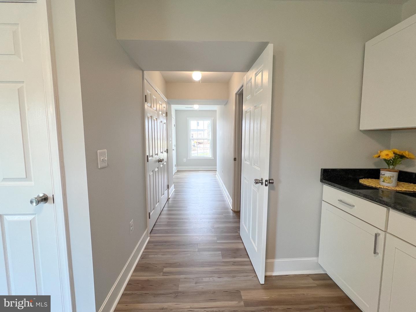 616 Second Property Photo 5