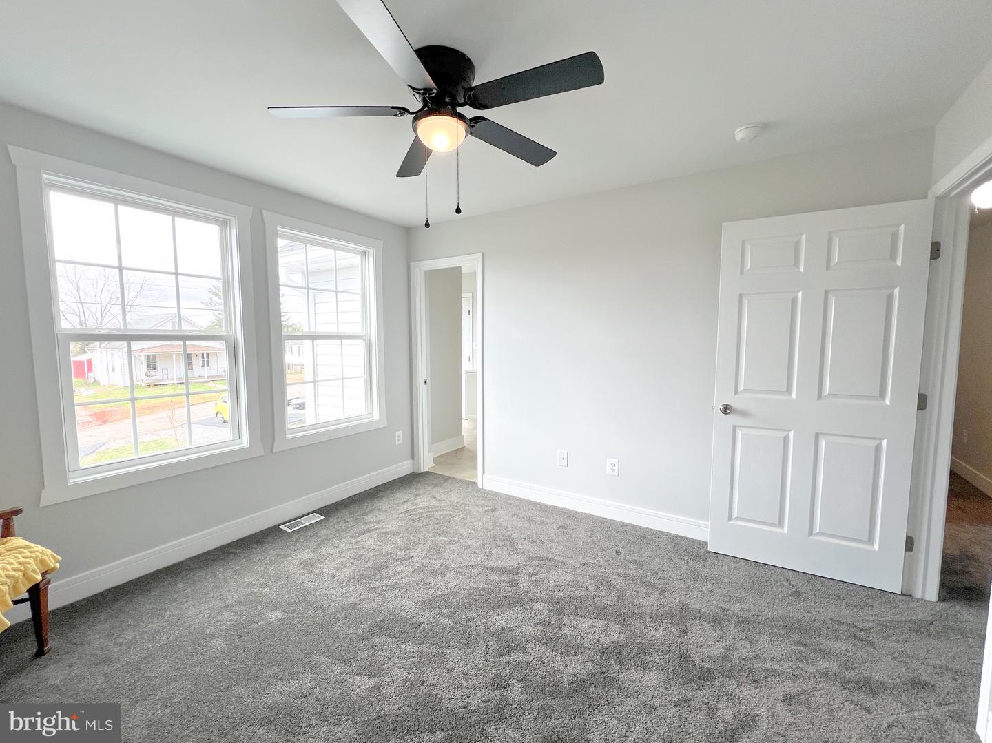 616 Second Property Photo 8