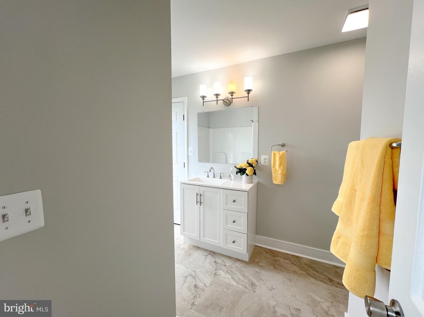616 Second Property Photo 9