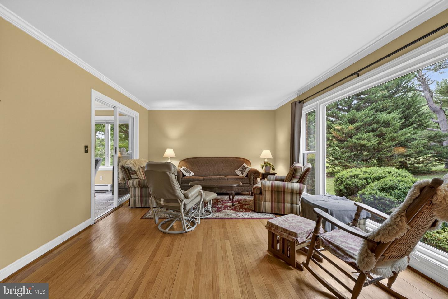 19059 Carleton Dr Property Photo 23