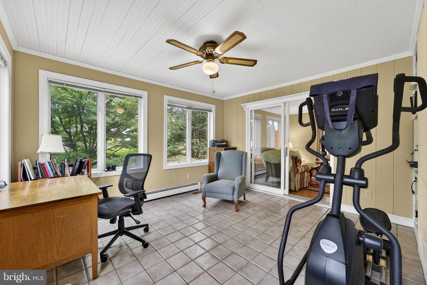 19059 Carleton Dr Property Photo 26