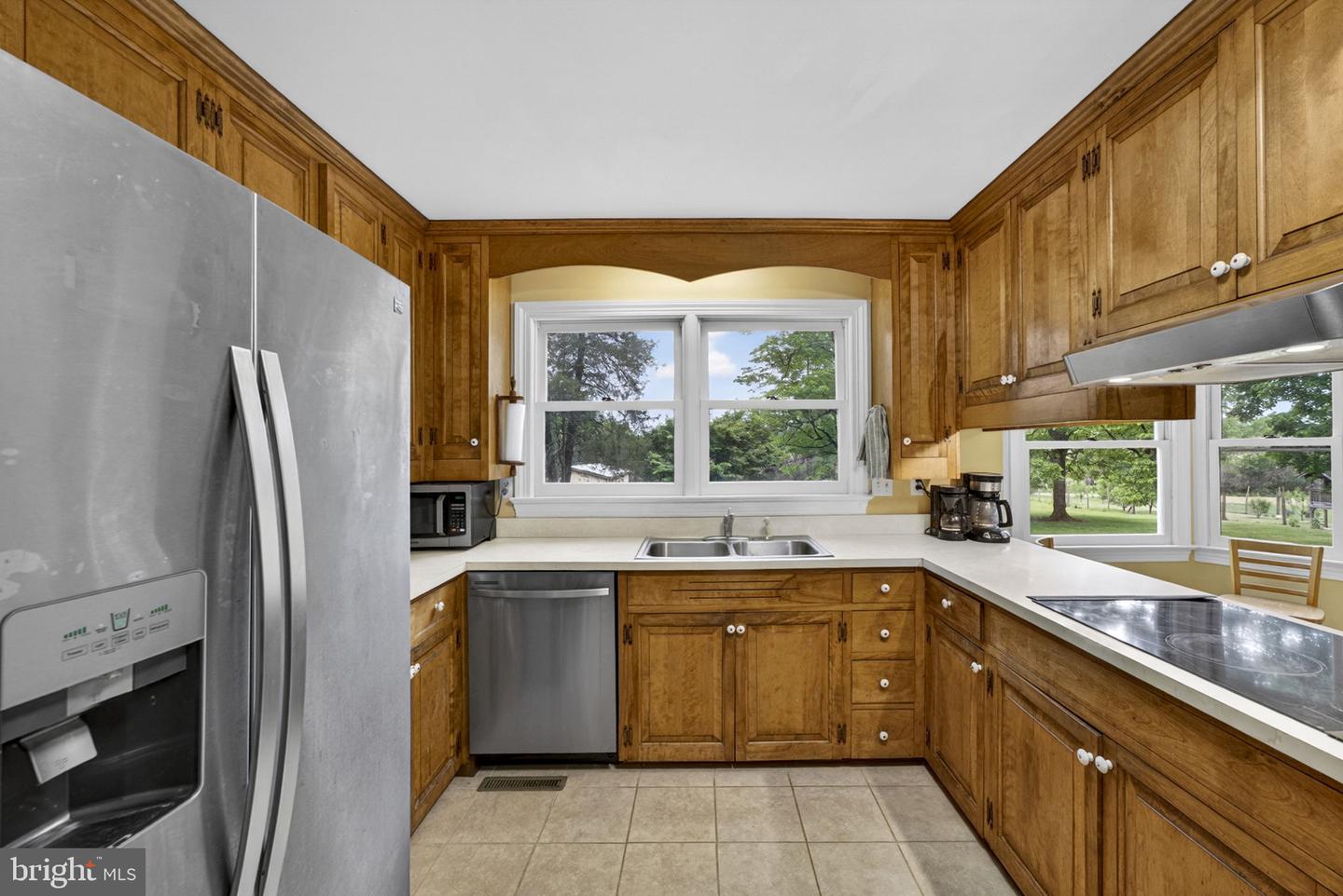 19059 Carleton Dr Property Photo 36