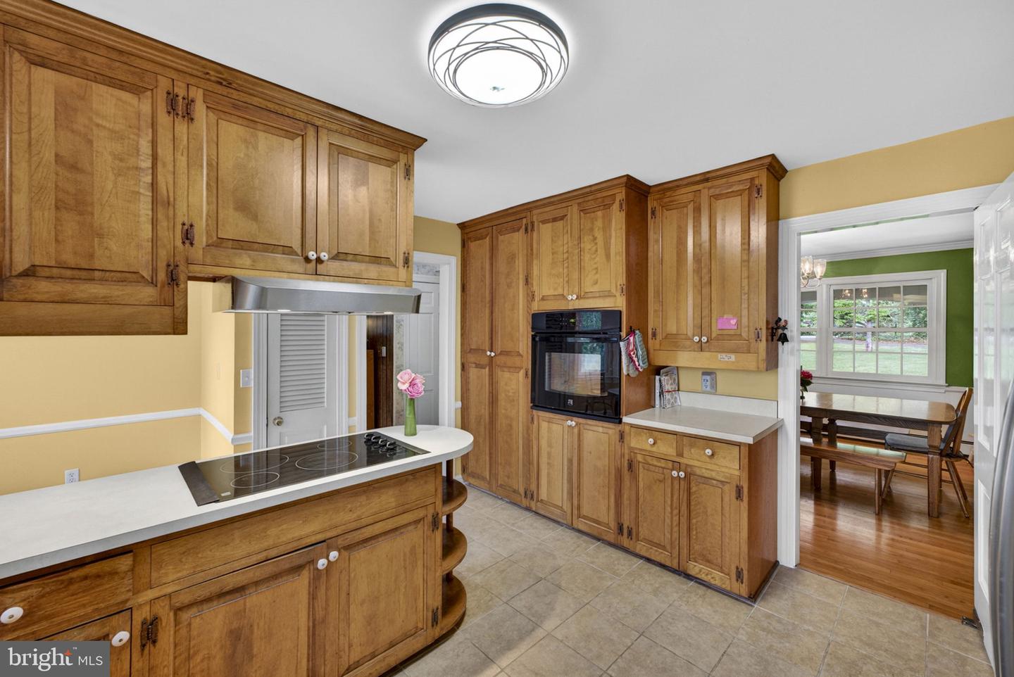 19059 Carleton Dr Property Photo 38