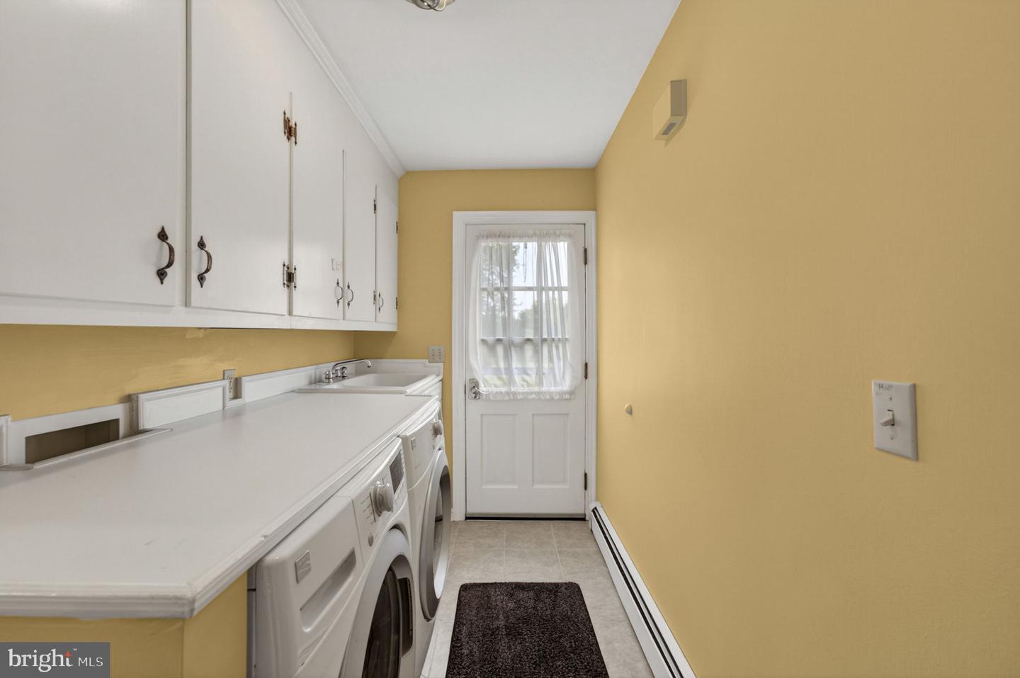 19059 Carleton Dr Property Photo 41