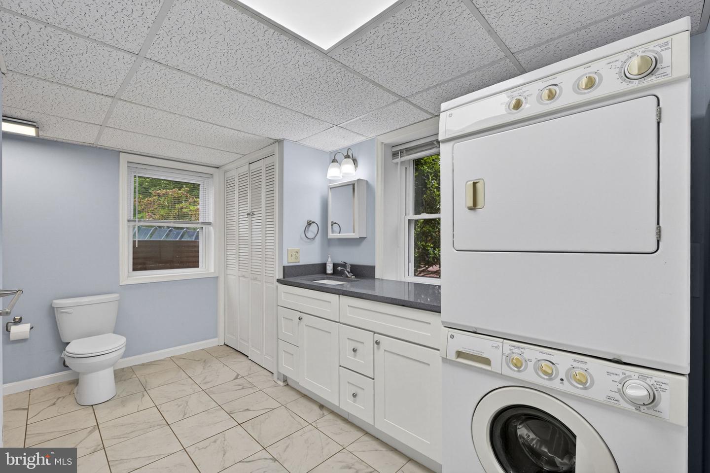 19059 Carleton Dr Property Photo 61