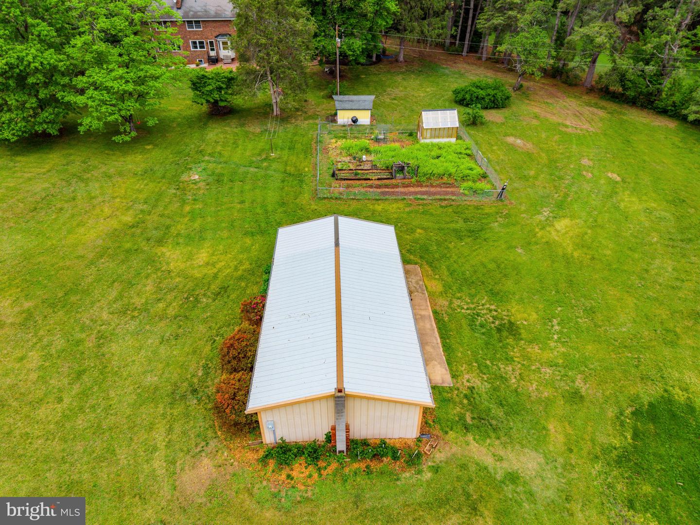 19059 Carleton Dr Property Photo 85
