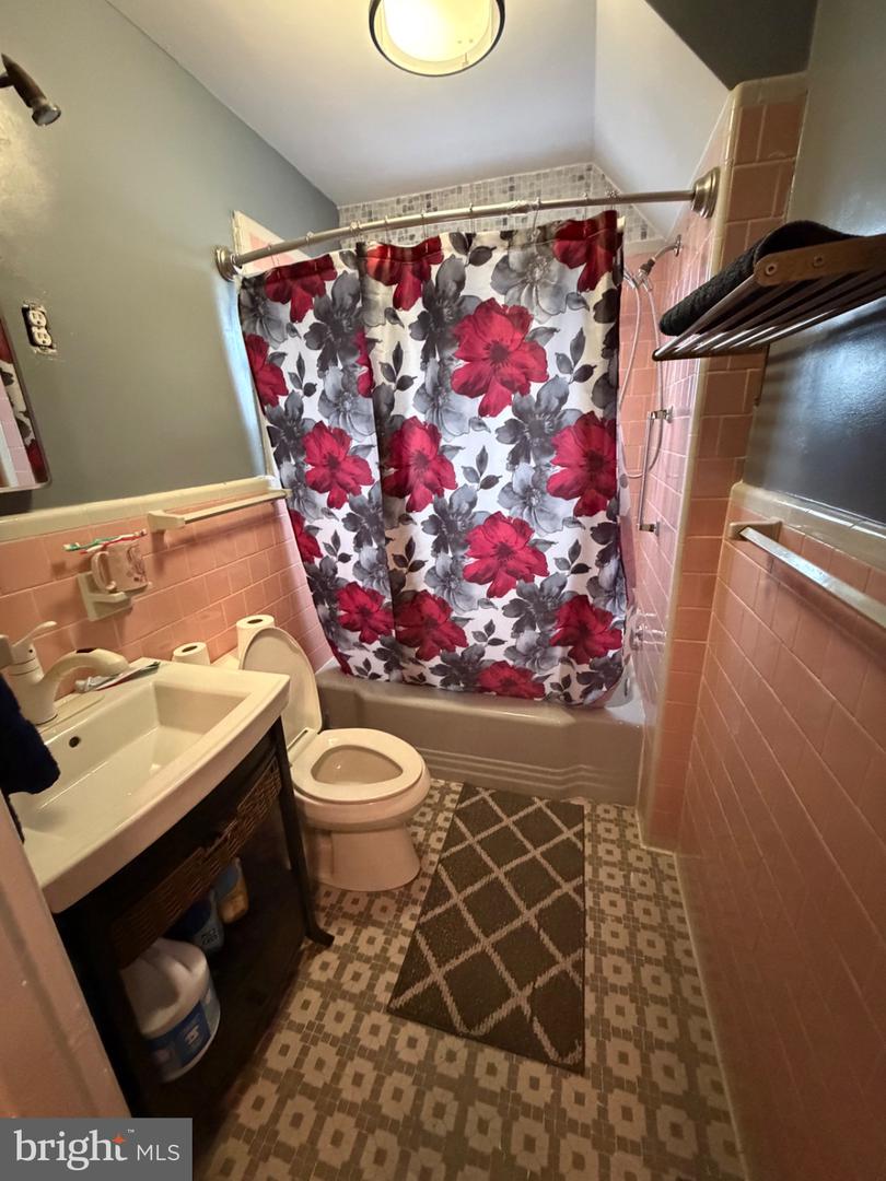 1235 S Blue Ridge Ave Property Photo 7