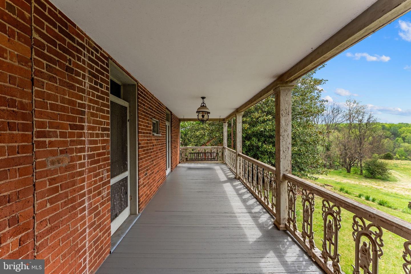 VACU2013556 Property Photo 35