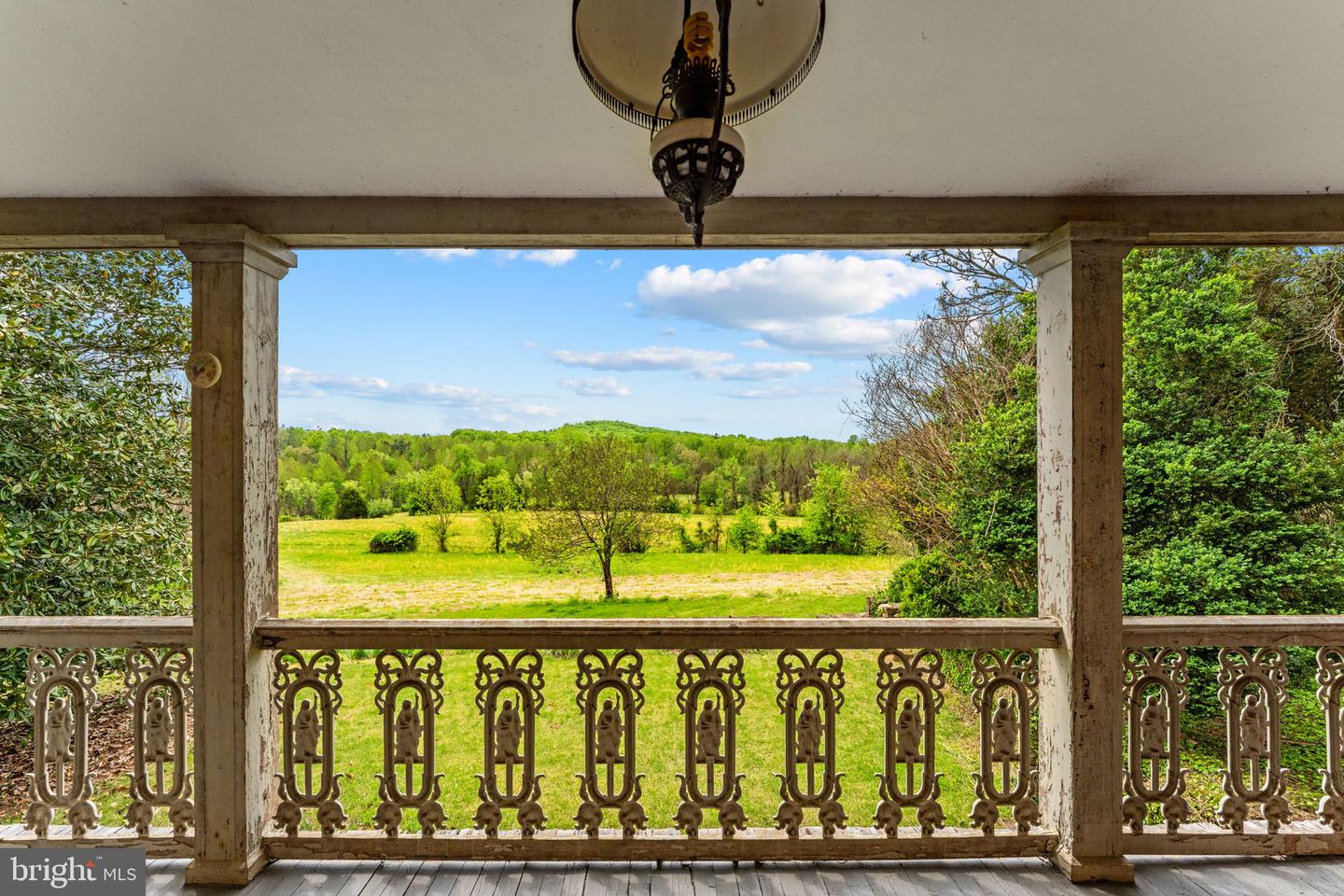 VACU2013556 Property Photo 39