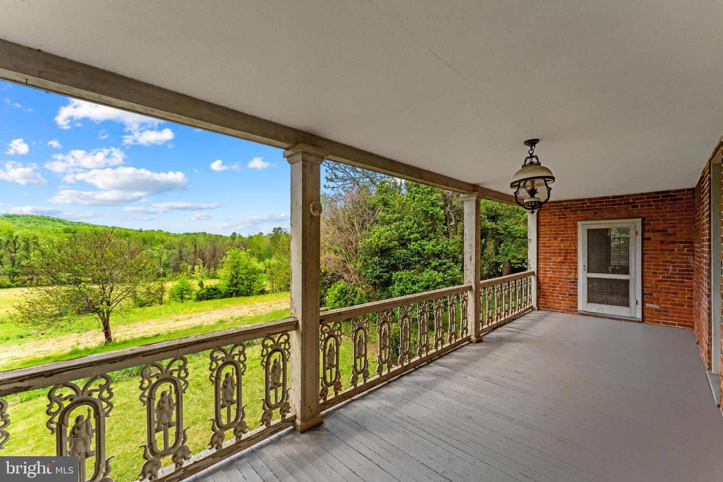 VACU2013556 Property Photo 40