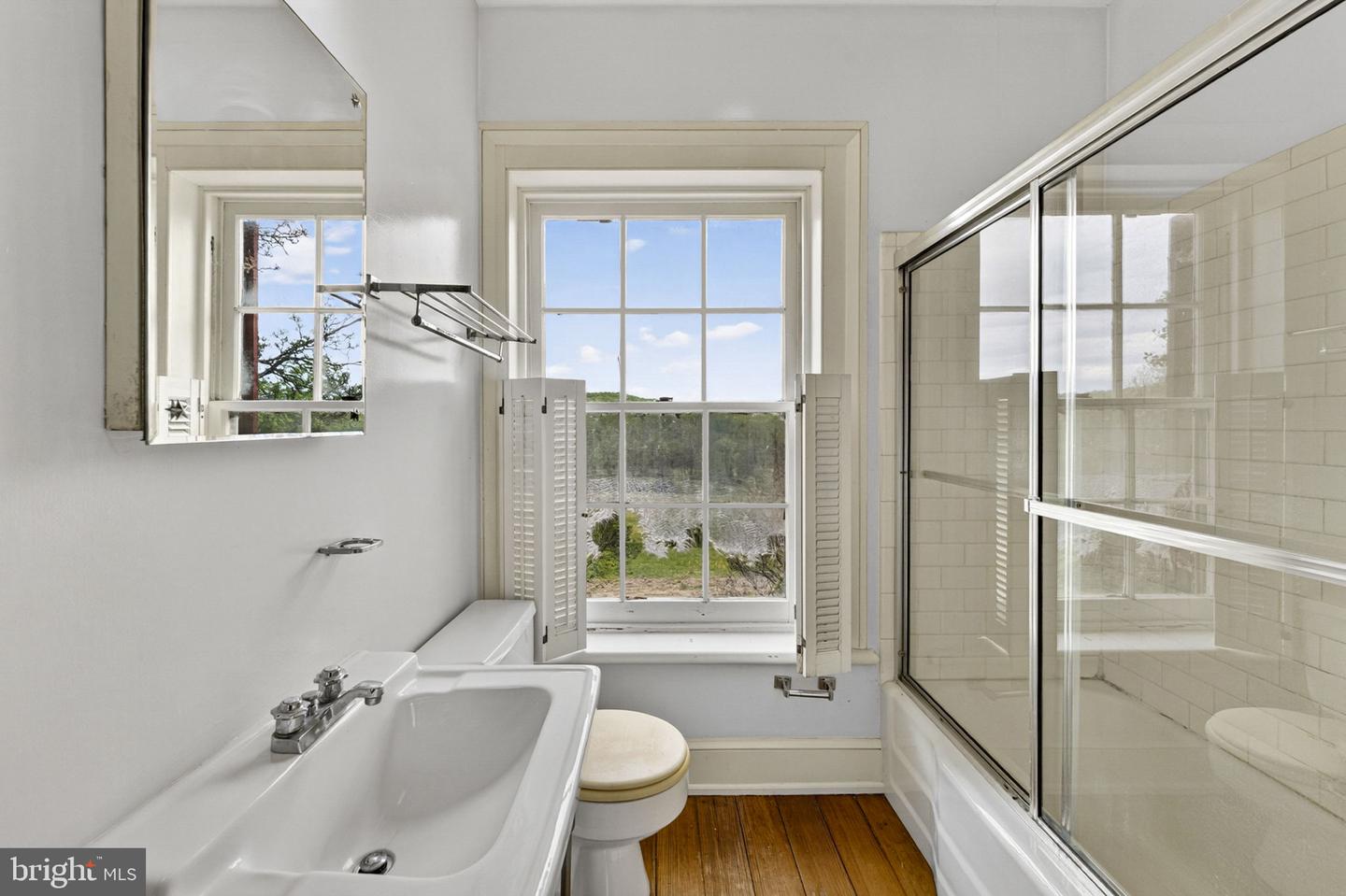 VACU2013556 Property Photo 83