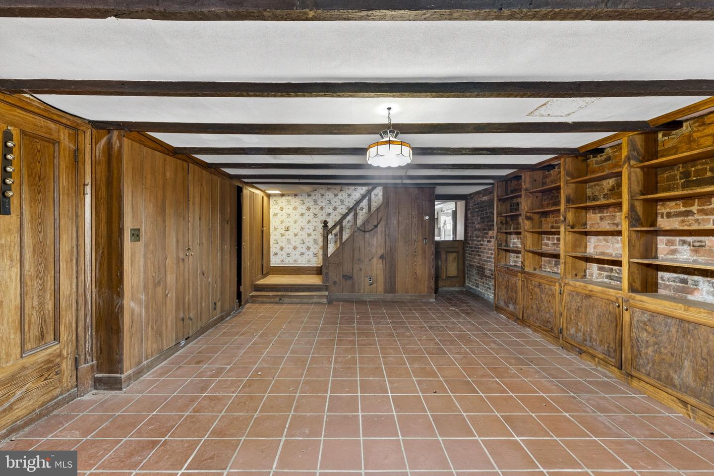 VACU2013556 Property Photo 86