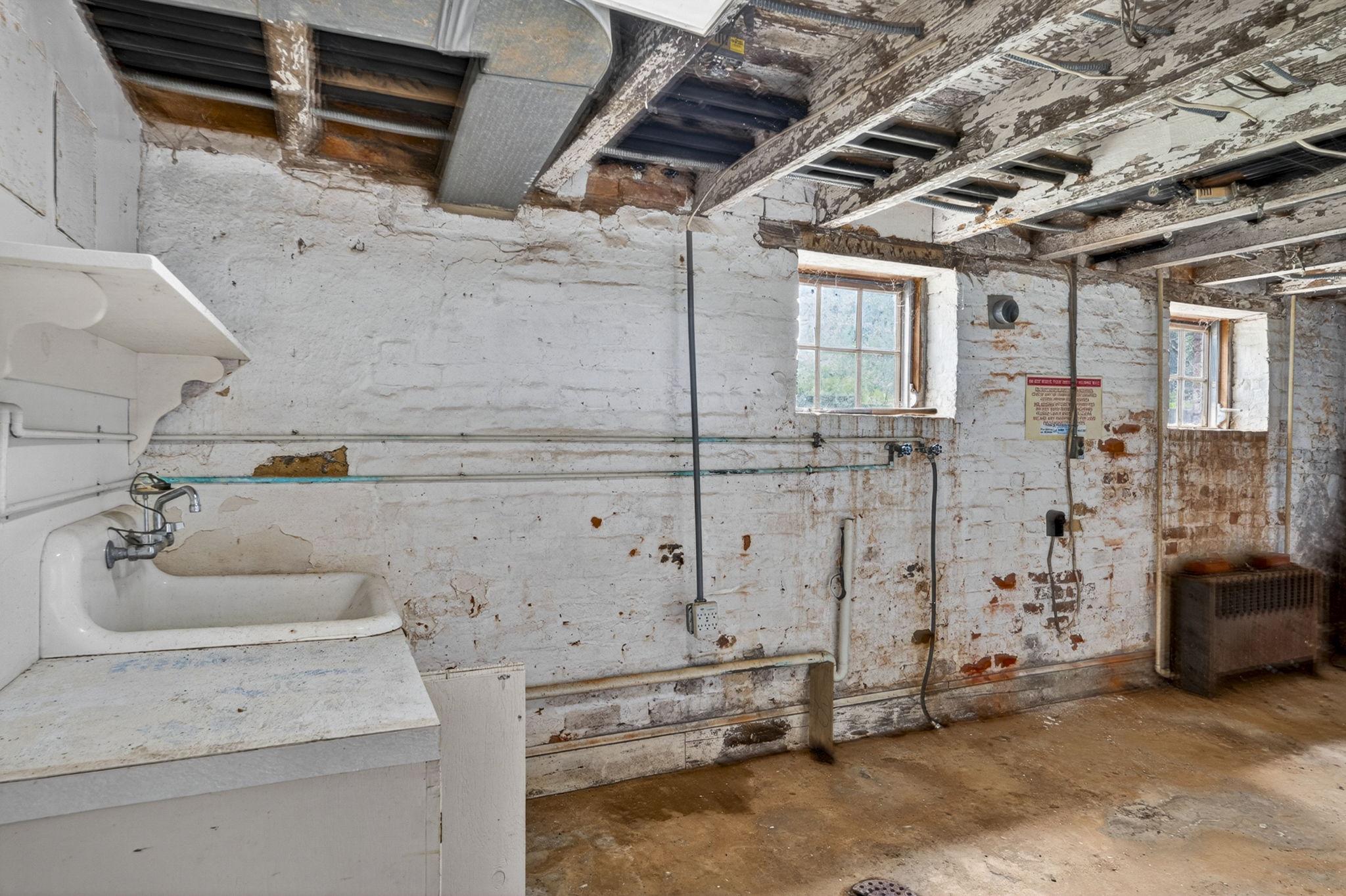 VACU2013556 Property Photo 103