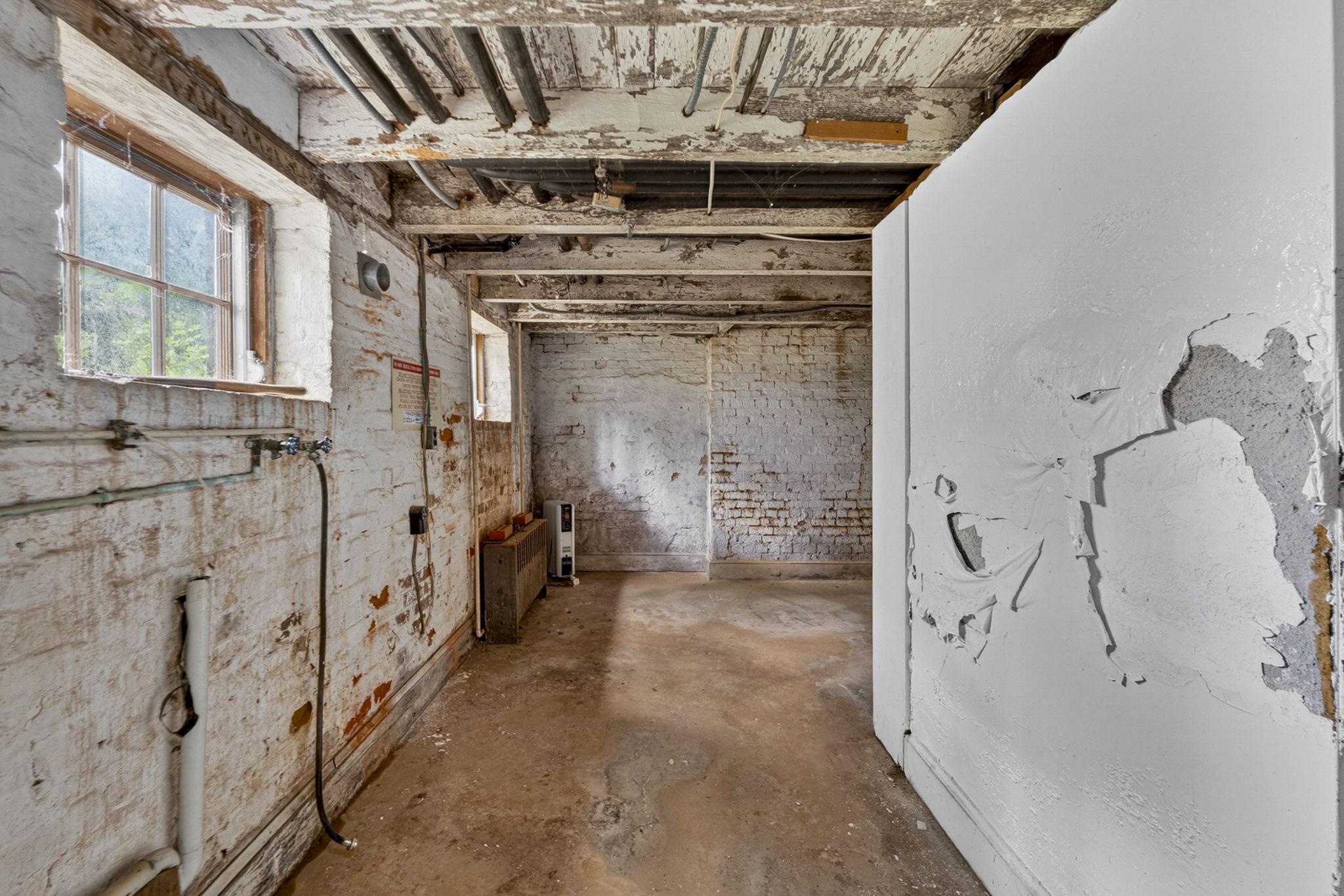 VACU2013556 Property Photo 104