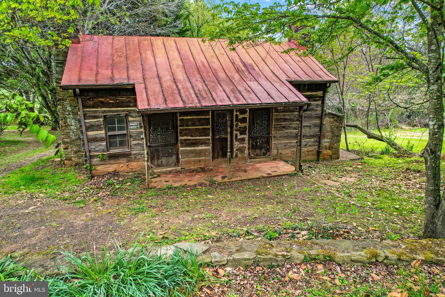 VACU2013556 Property Photo 125