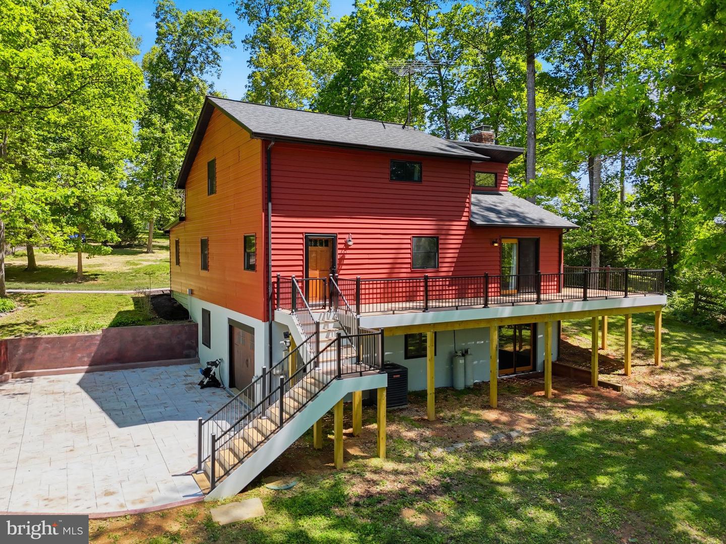 12638 Walnut Ln Property Photo 10