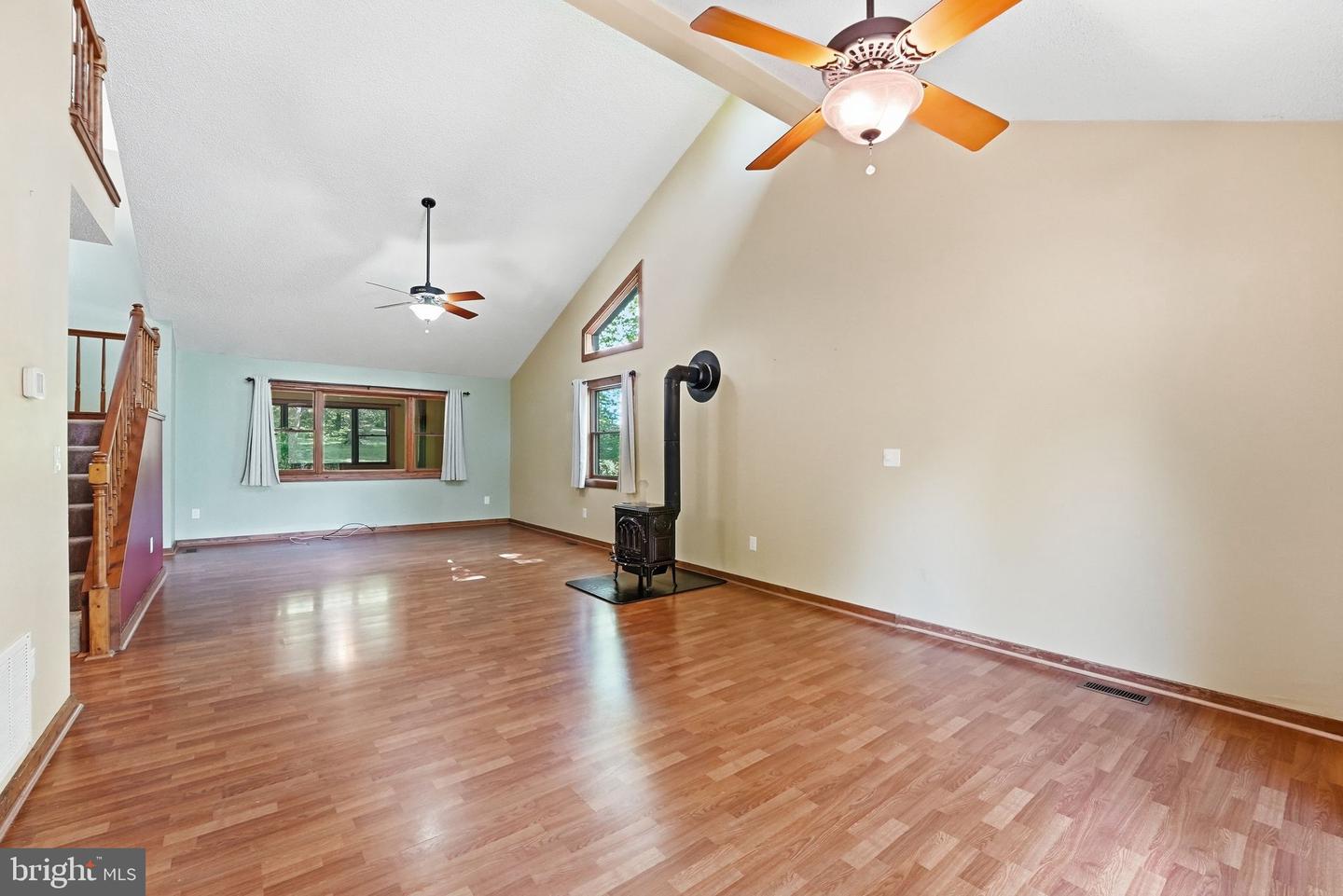 12638 Walnut Ln Property Photo 20