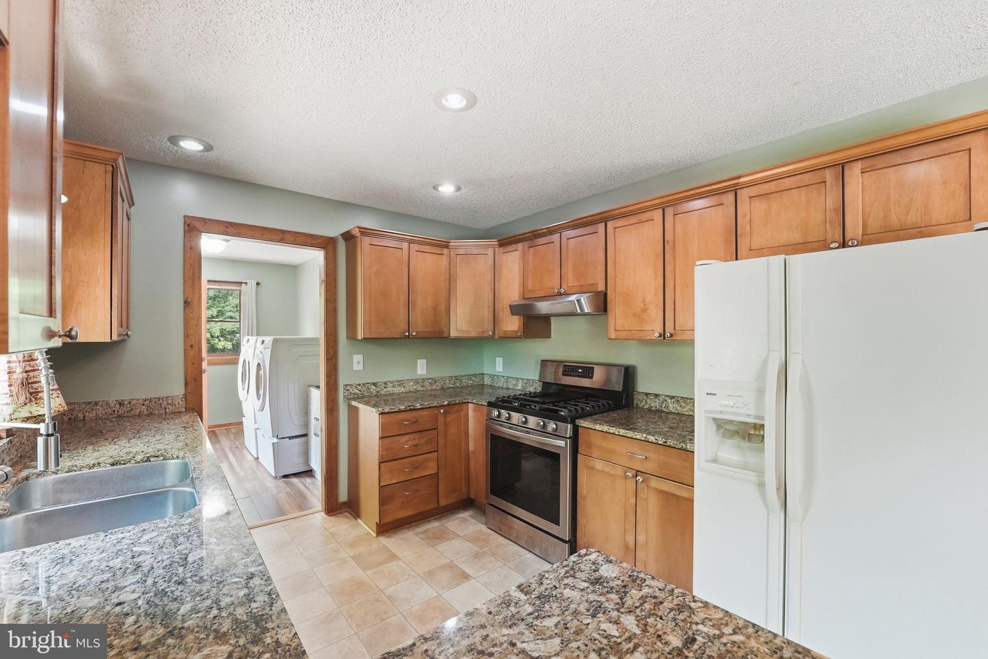 12638 Walnut Ln Property Photo 23