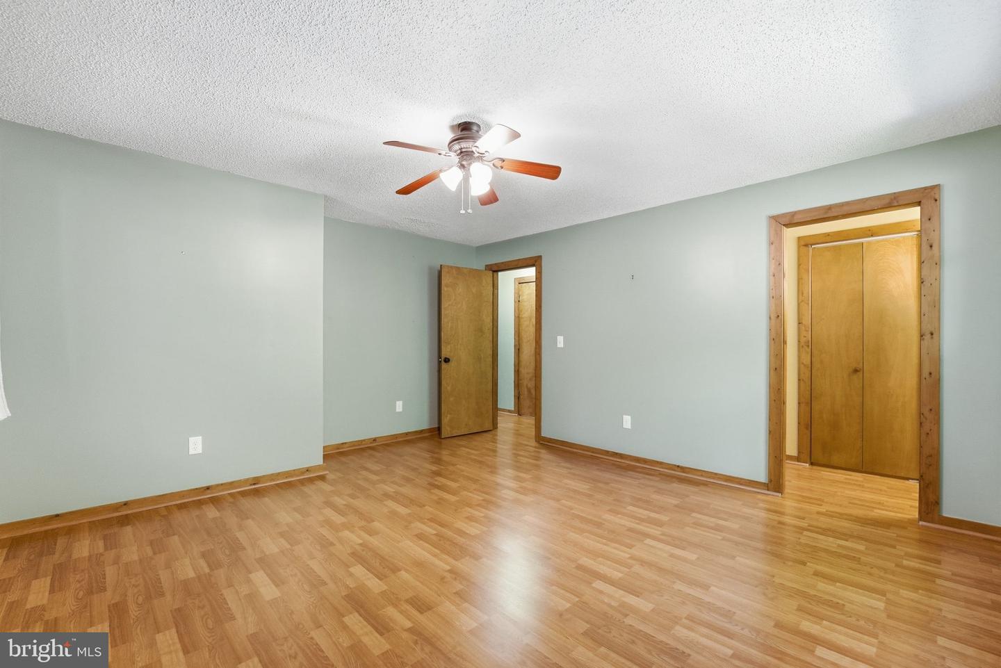 12638 Walnut Ln Property Photo 27