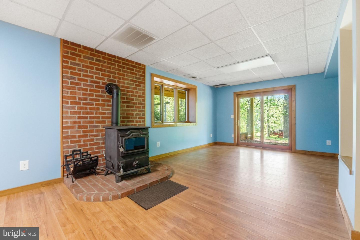 12638 Walnut Ln Property Photo 41