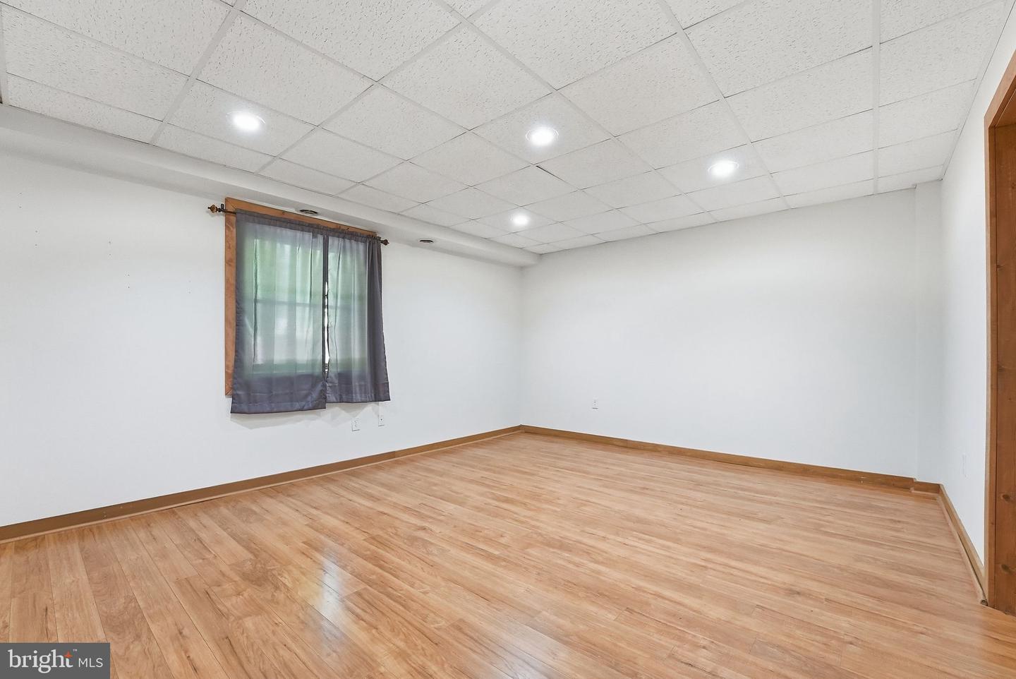 12638 Walnut Ln Property Photo 46