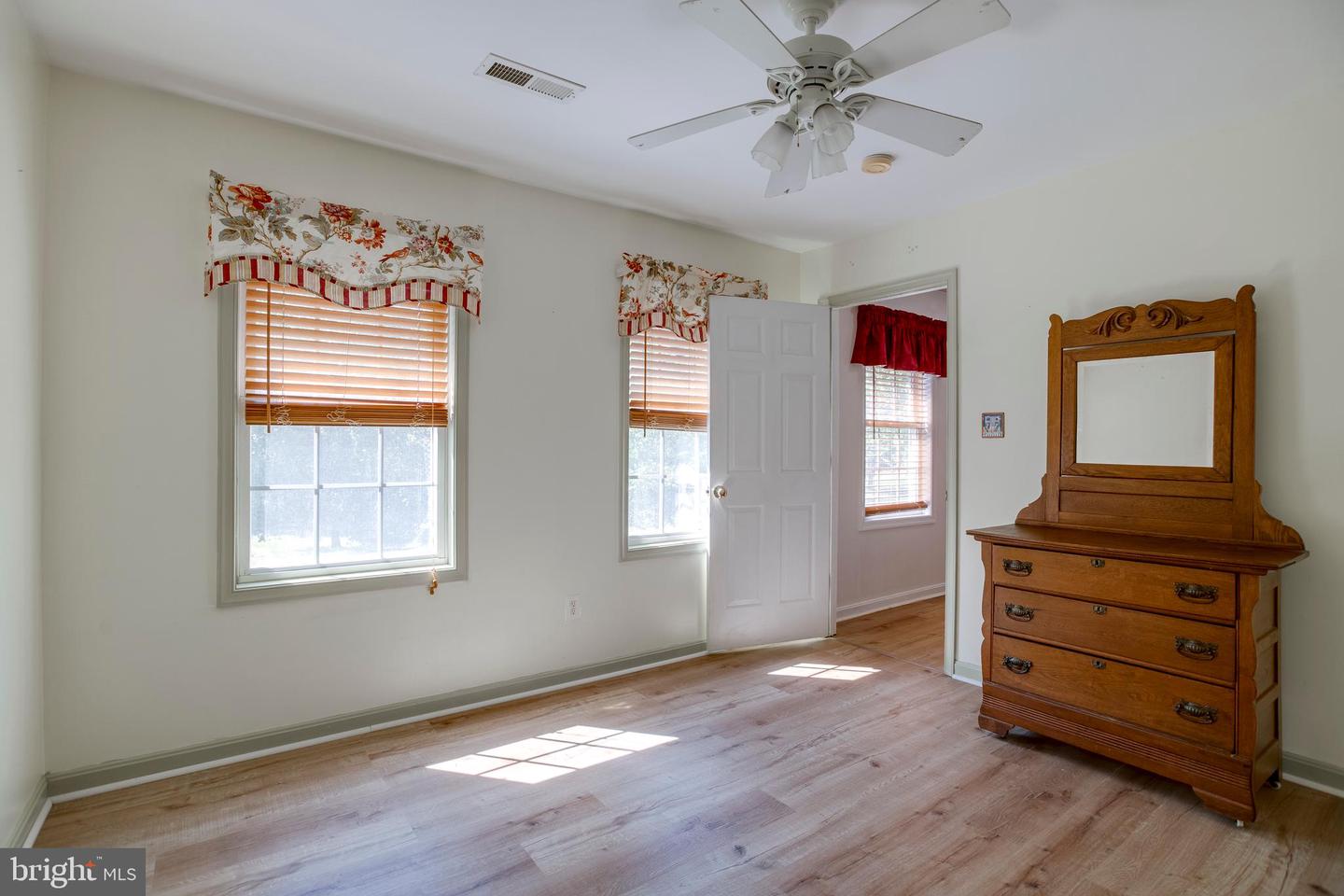 14100 Chesterfield Ln Property Photo 31