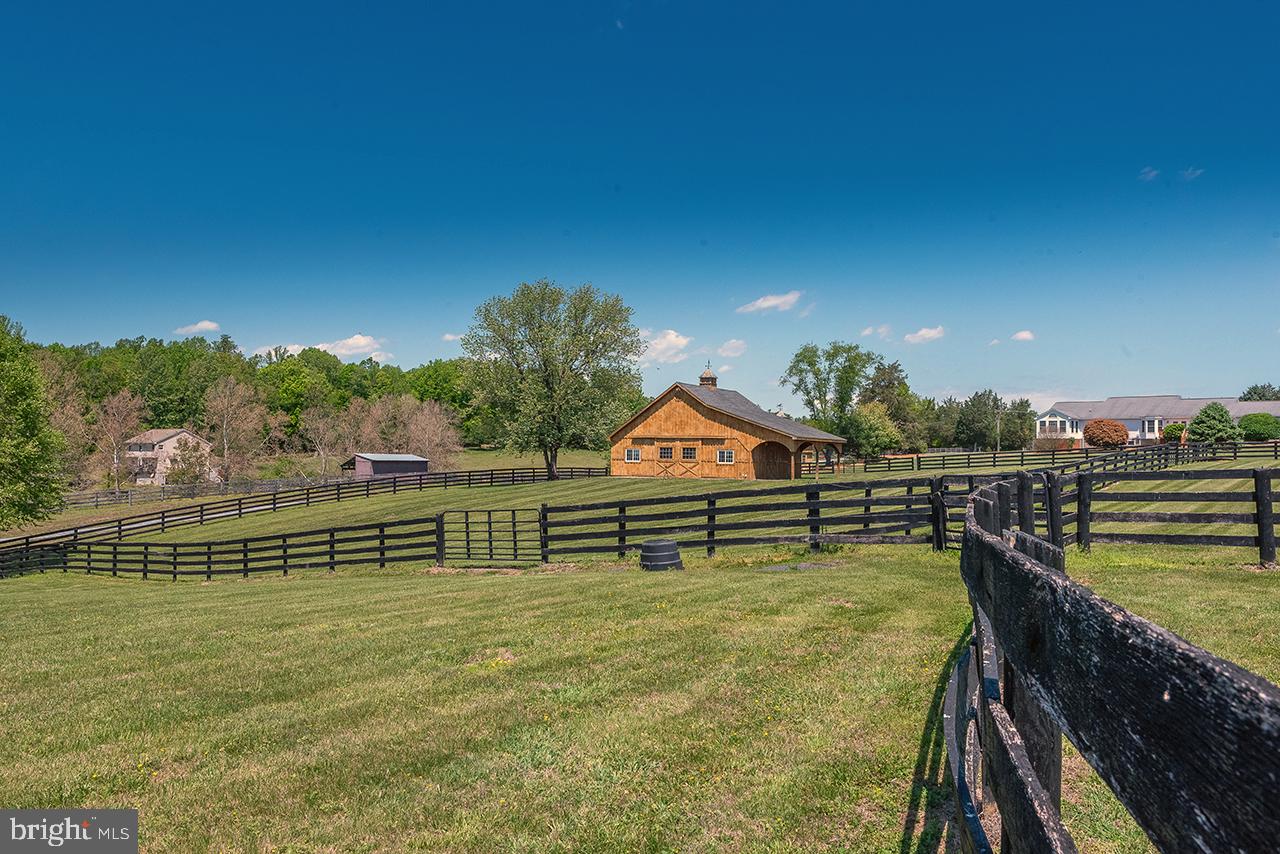 5265 Bear Hollow Ln Property Photo 10