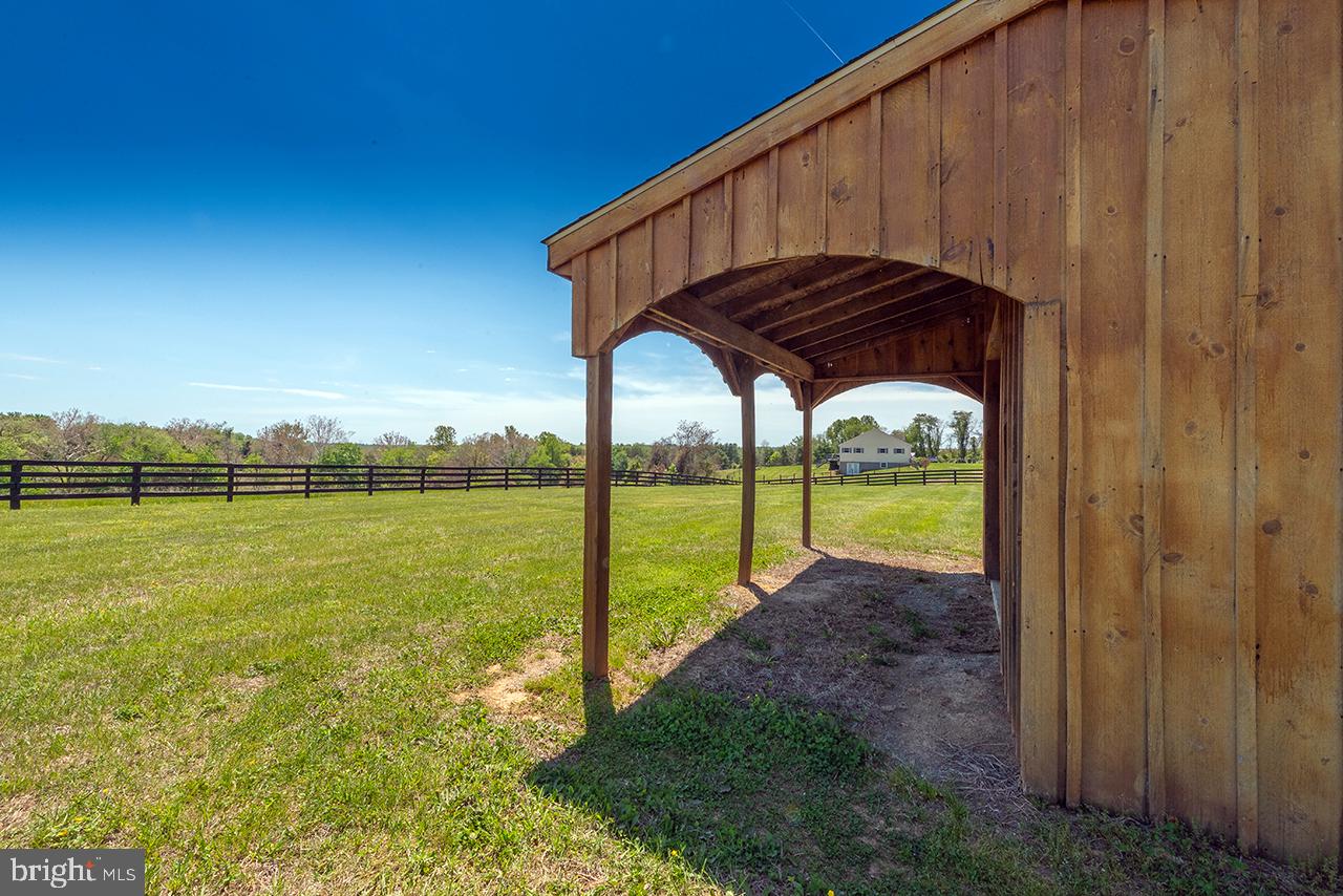 5265 Bear Hollow Ln Property Photo 12