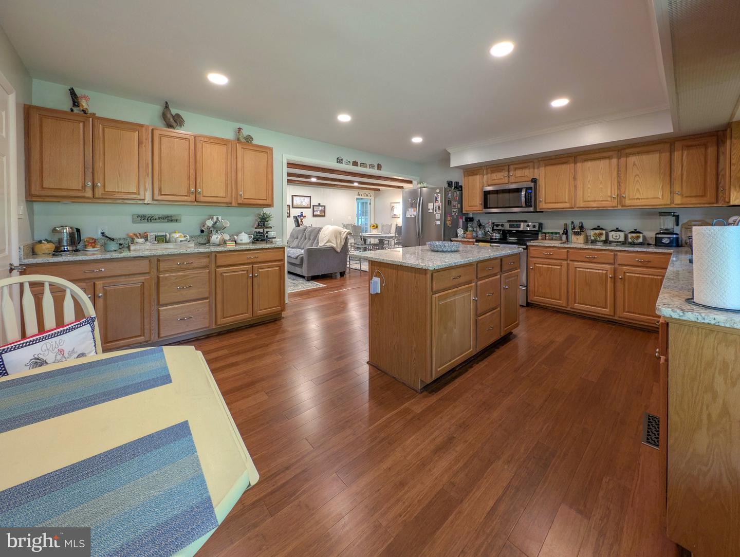 16490 Mountain Run Ln Property Photo 6