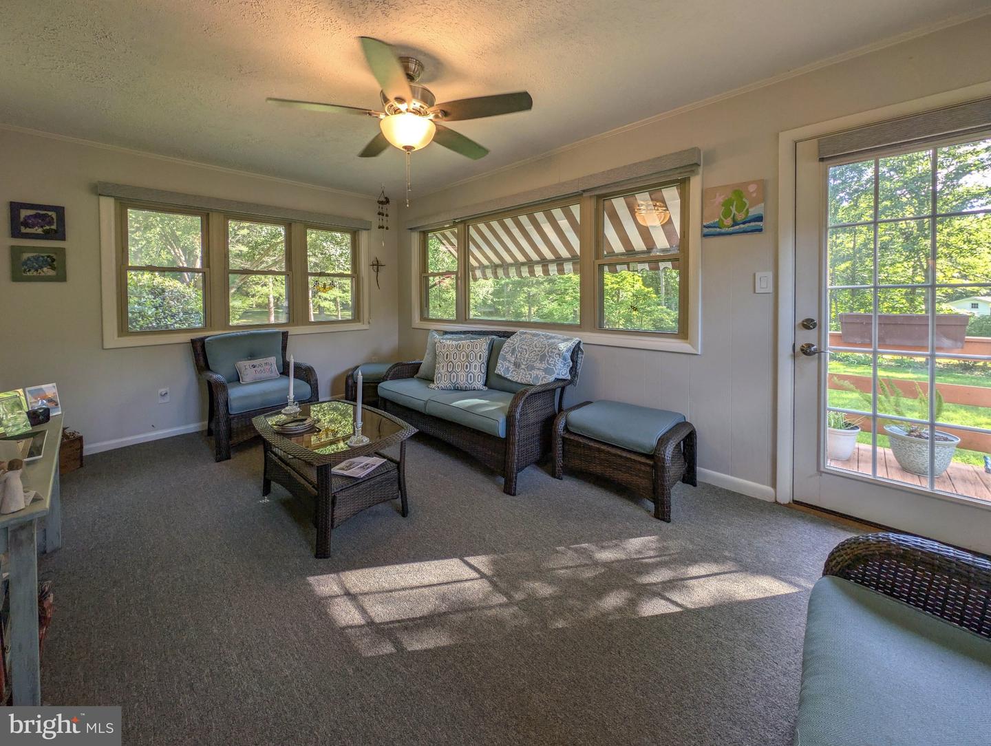 16490 Mountain Run Ln Property Photo 11