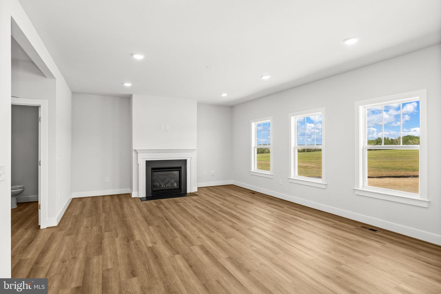 18327 Stevensburg Rd Property Photo 14