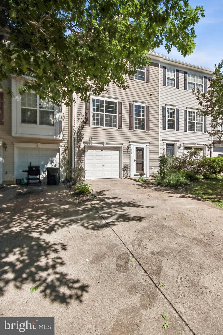 2244 Forsythia Dr Property Photo 1