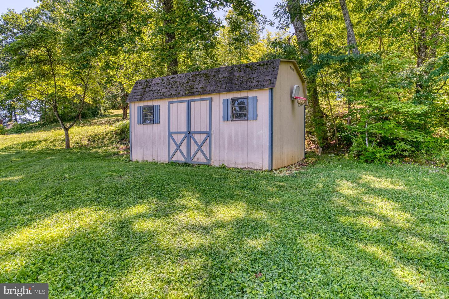 18318 Fox Mountain Ln Property Photo 33