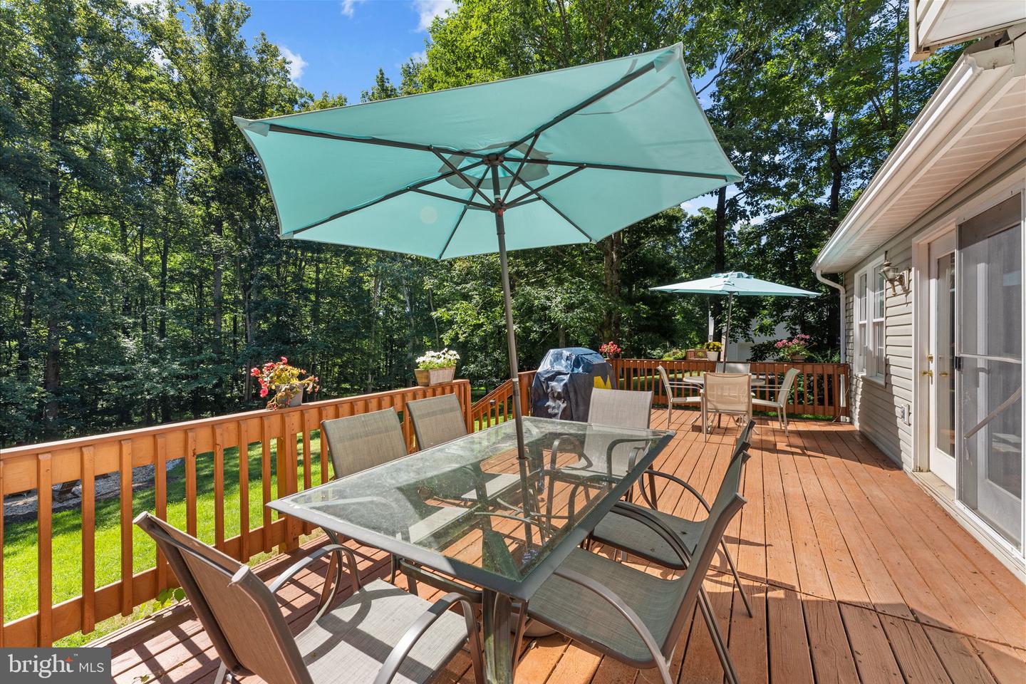 2319 Wildwood Cir Property Photo 4