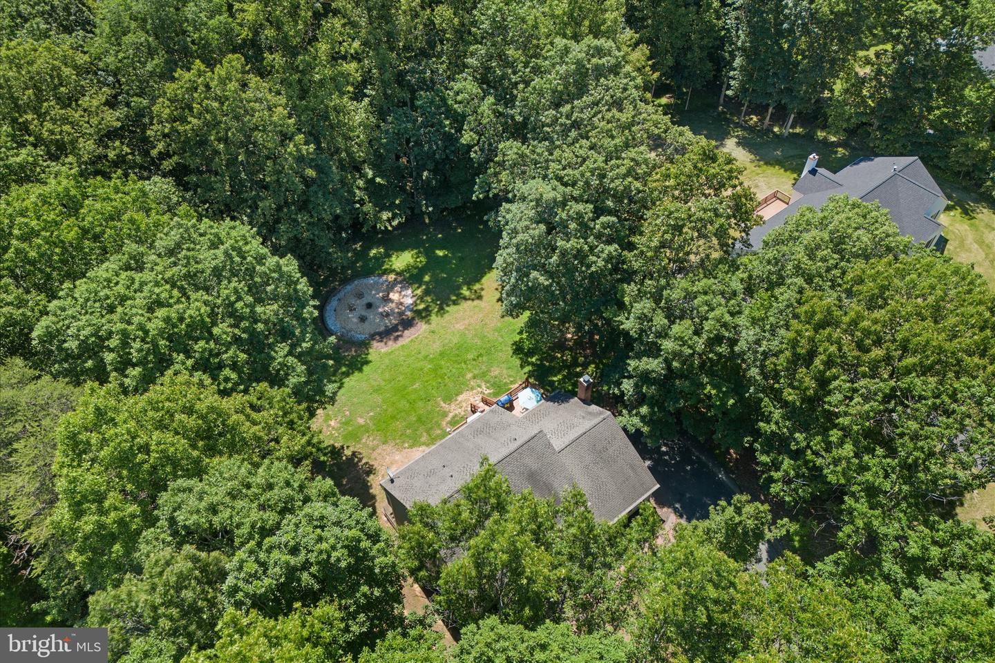 2319 Wildwood Cir Property Photo 5