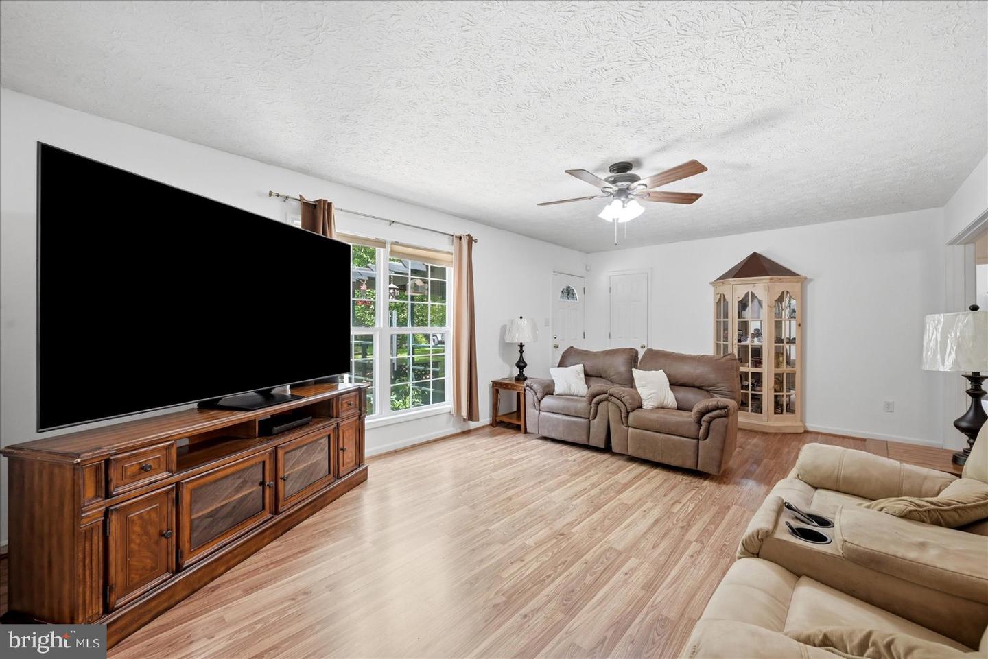 34254 Richards Ferry Rd Property Photo 7