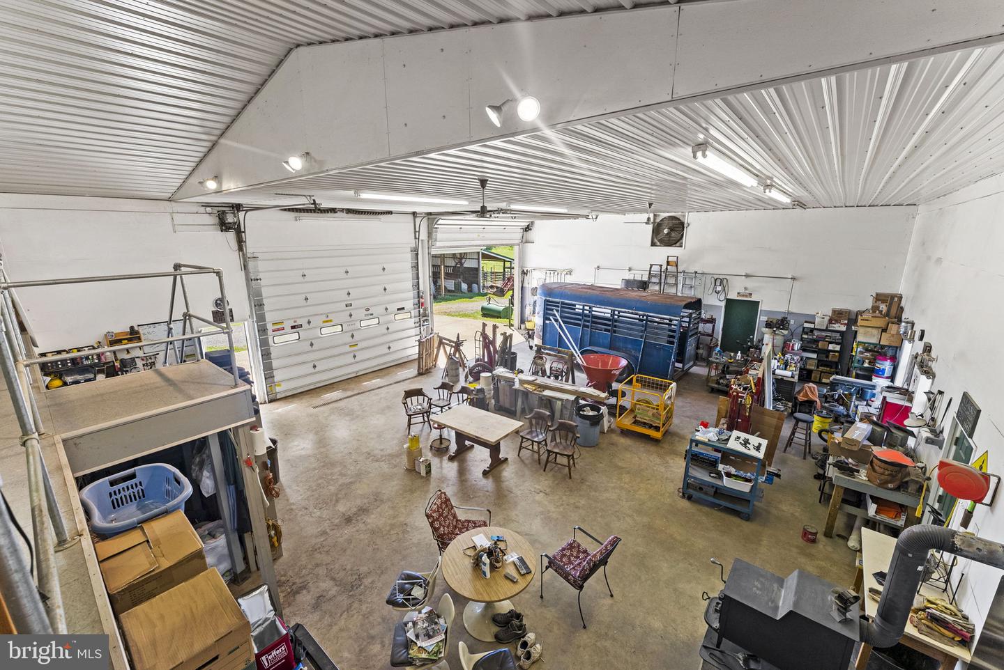 18030 Bel Pre Rd Property Photo 9