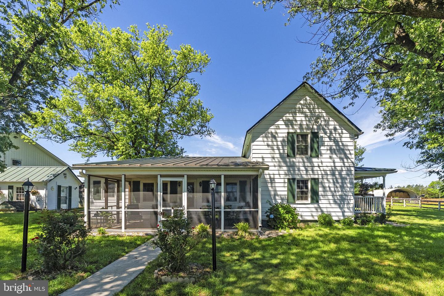 18030 Bel Pre Rd Property Photo 15